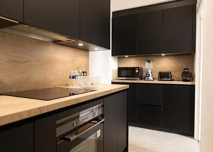 Bed I 80m2 D'exception Au Centre D'angers Ανζέρ